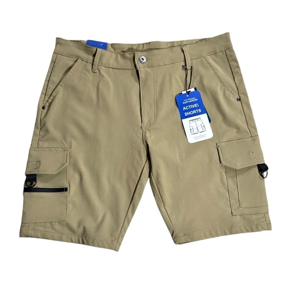 NWT Riot Empire Easy Motion Active Cargo Shorts, Size 36 - Picture 1 of 13